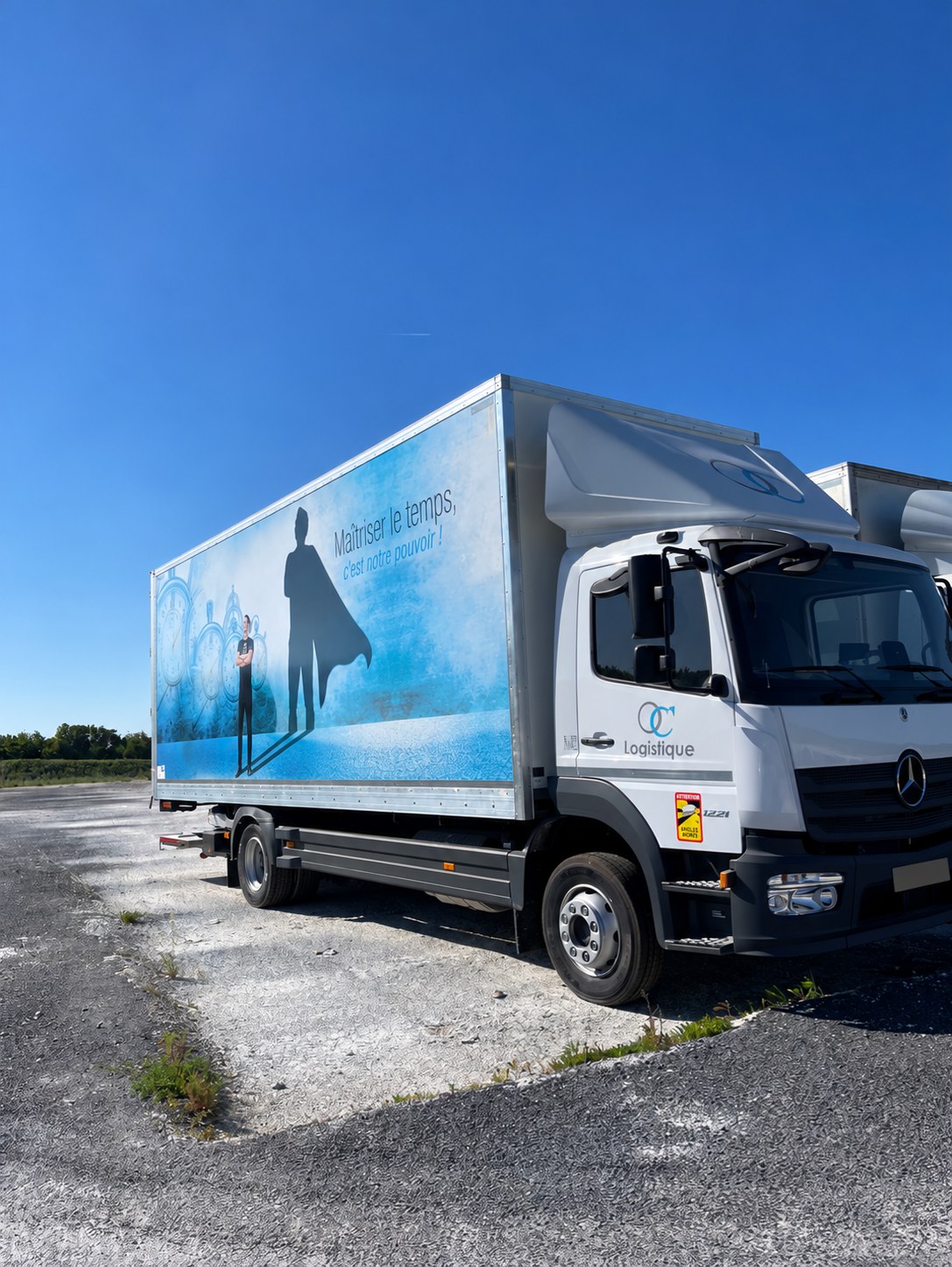 Camion OC LOGISTIQUE